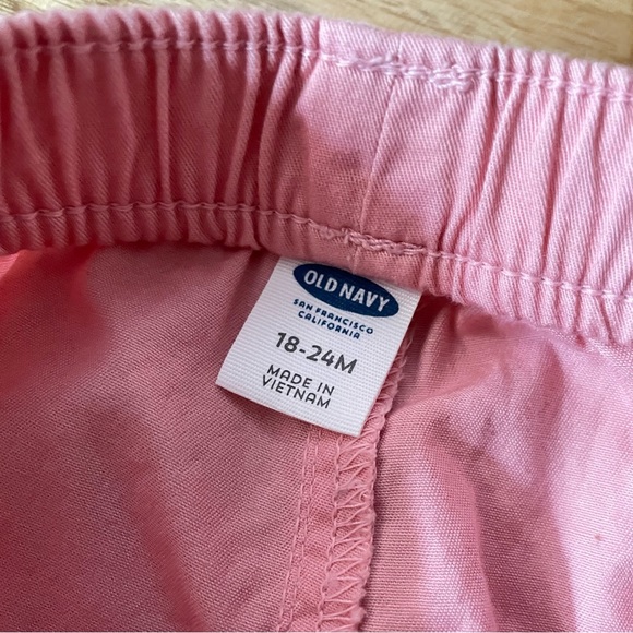 18/24 baby girl Old Navy shorts with ruffles - Picture 5 of 5